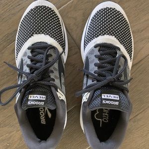 Brooks Revel Tennis Shoes